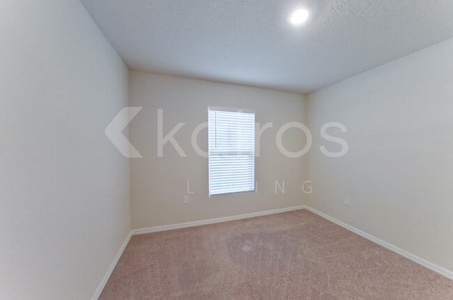 Photo - 1244 W Hanover Ln