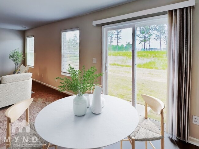 Photo - 121 Royal Mdw Dr