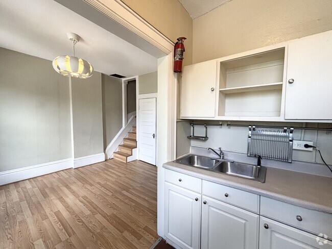Building Photo - 512-514 E 500 S Rental