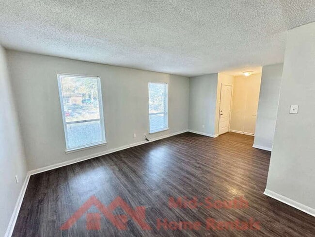 Photo - 4079 Forest View Dr