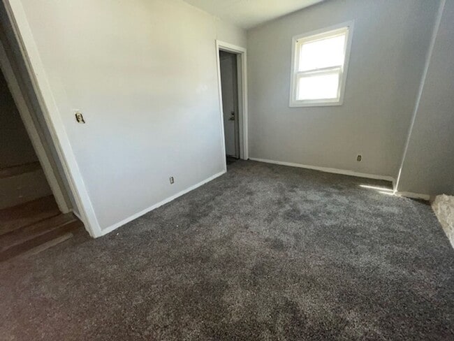 Photo - 713 S Duluth Ave Unidad Duluth