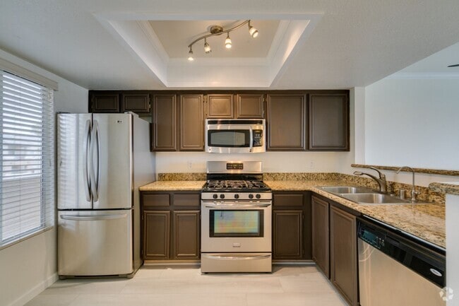 Building Photo - GORGEOUS 2 BEDROOMS Unit 2026 BLDG 6 Rental