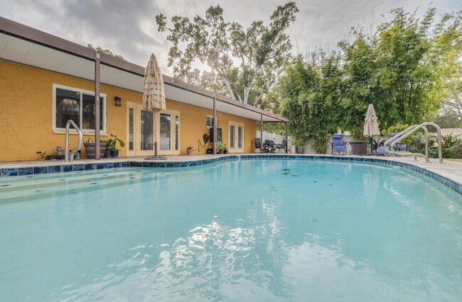 Photo - 2601 Witley Ave