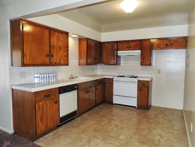 Photo - 7818 StewartGray