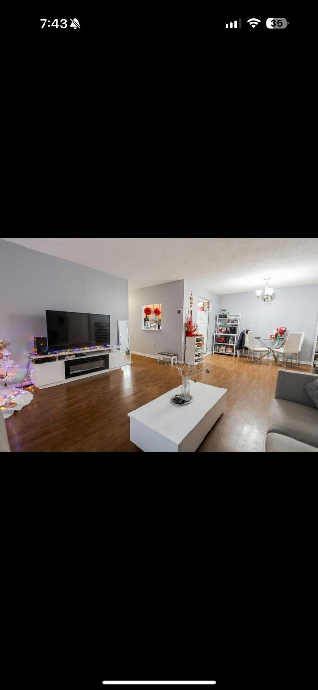 Photo - 103 Colonel Bell Dr Unit 5