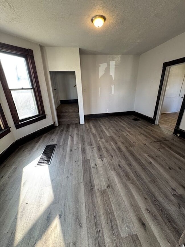 Photo - 1026 Rivermet Ave