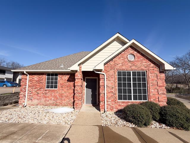 Building Photo - 1203 N Clay St Unit F