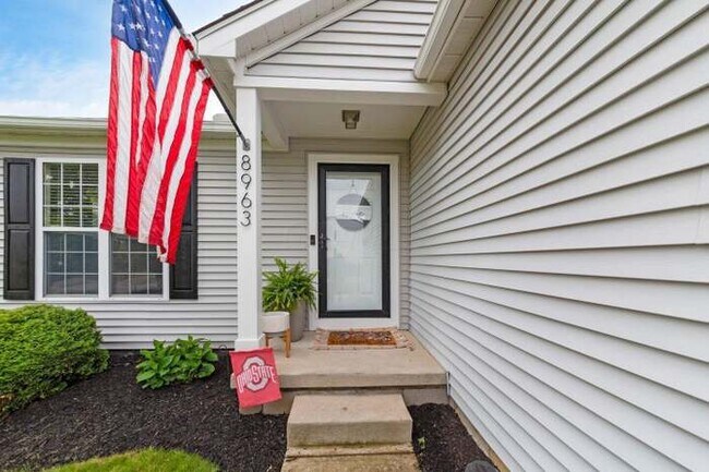 Photo - 8963 Newmills Ln