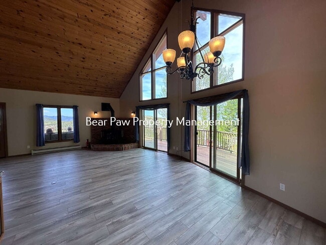 Photo - "Charming 3-Bedroom Mountain Retreat in Conifer"
