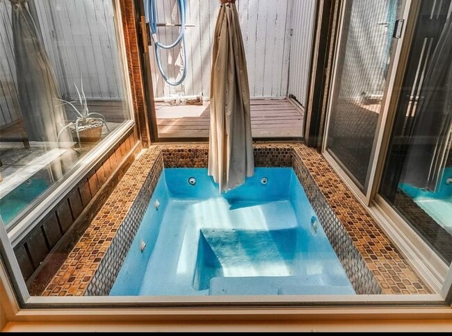 Photo - 6705 Bayberry Dr