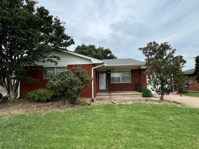 Building Photo - 1410 NW 50th St