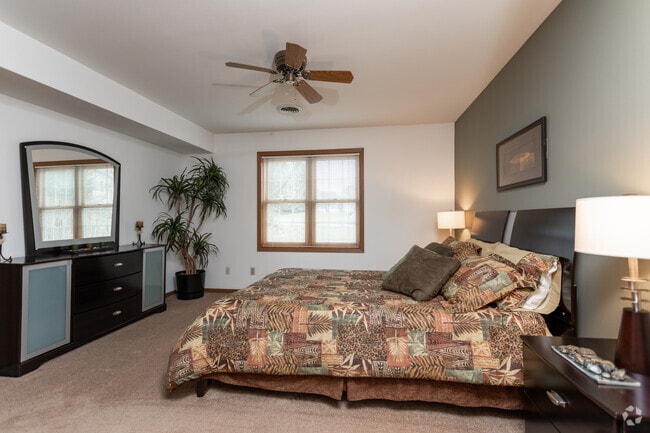 2BR, 2BA - Canopy Collection - Canopy Pines