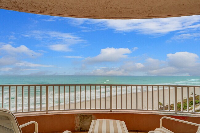 750 Ocean Royale Unidad 1203