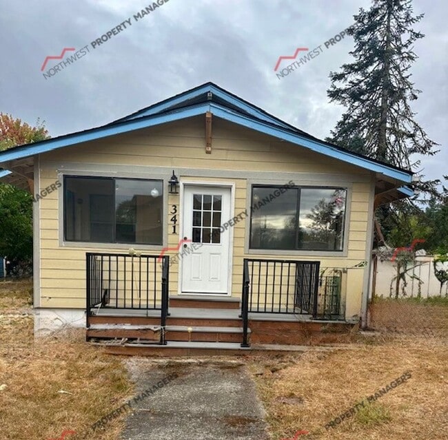 Photo - 341 N 2nd St