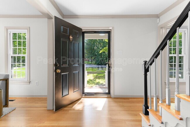 504 Winamack Ct