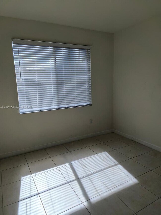 Photo - 7050 NW 177th St Unit 201-11