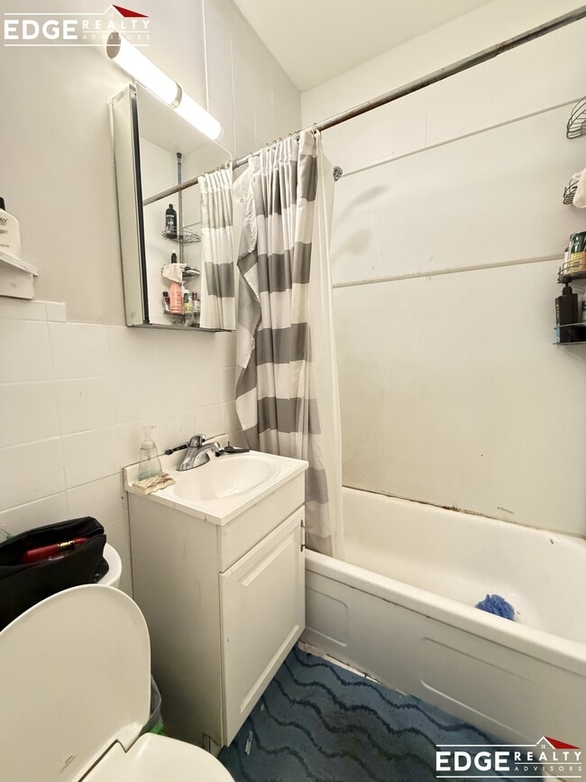 Photo - 1106 Cambridge St Unit 1106