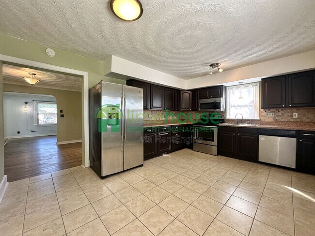 Photo - 8107 Old Ocean View Rd