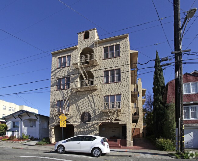 Photo - 640 Brooklyn