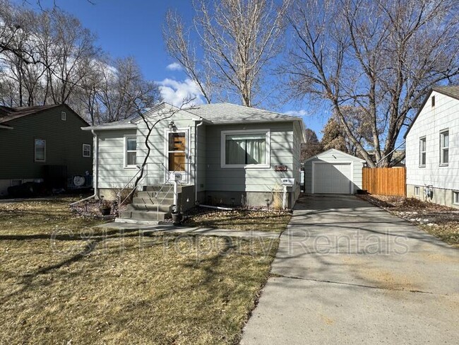 Building Photo - 1711 Avenue D Rental