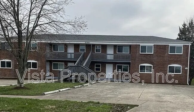 Building Photo - Elmwood388 (TF) Unit 2