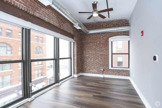 OGGI Lofts