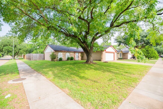 Photo - 7603 Wovenwood Ln