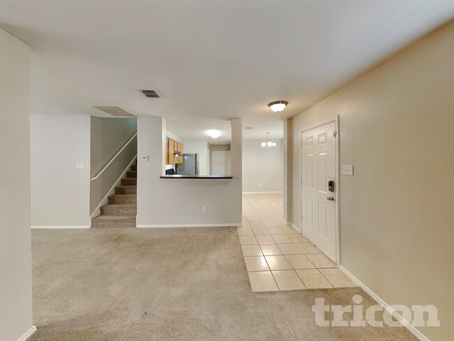 Photo - 2338 Manchester Ln