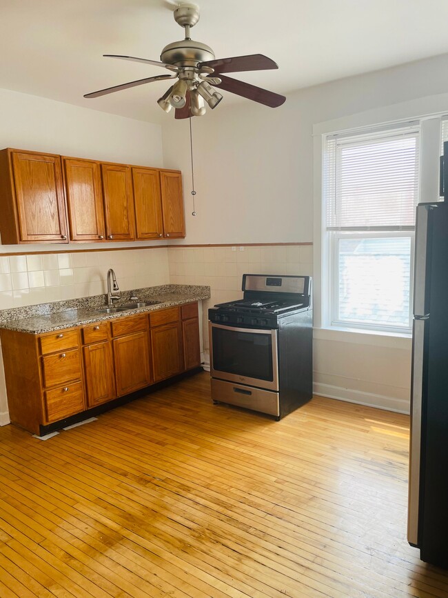 Photo - 3928 N Mozart St Unit 3F