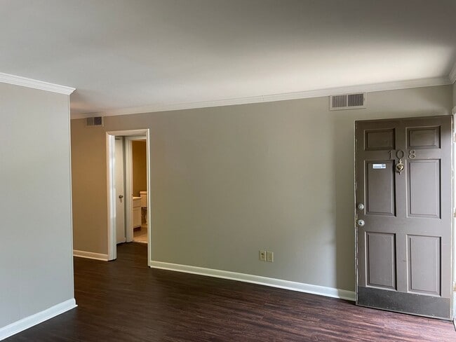 Photo - 2727 Highland Ave