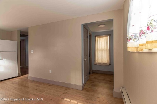 Photo - 540 N Main St