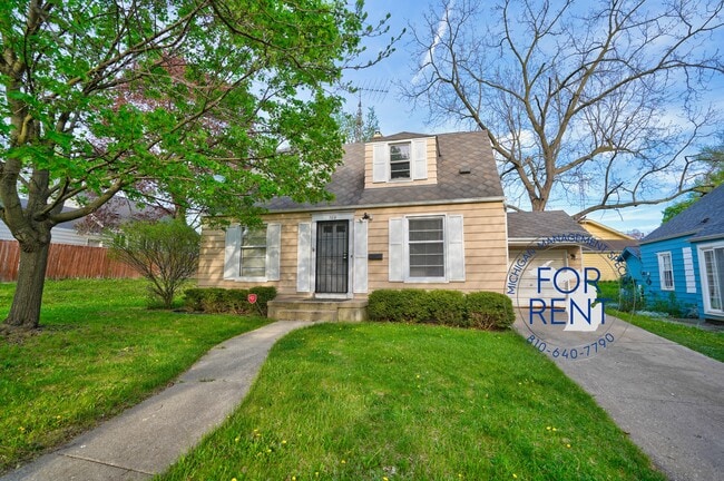 Photo - 708 Fremont St