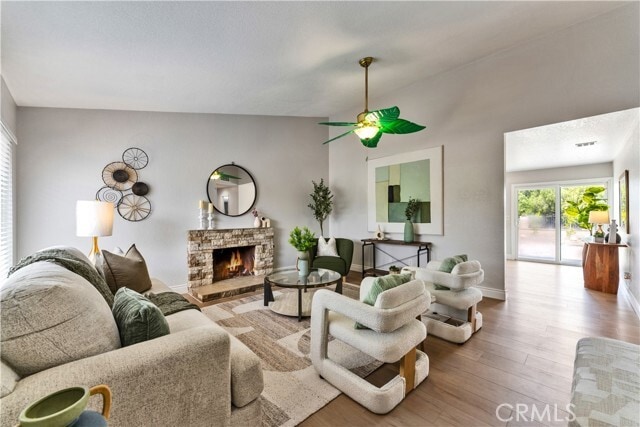 Photo - 3724 Alder Pl