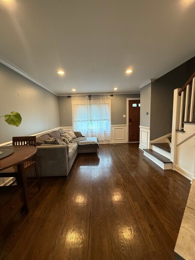 Photo - 6415 S Lorel Ave Casa