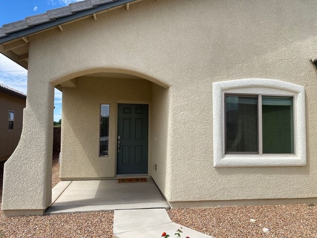 Photo - 4BR/2BA/2CG, 1906 sq.ft. rental in Sierra Vista, AZ