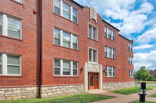 Photo - South City Oasis Unit 5743 1N-304