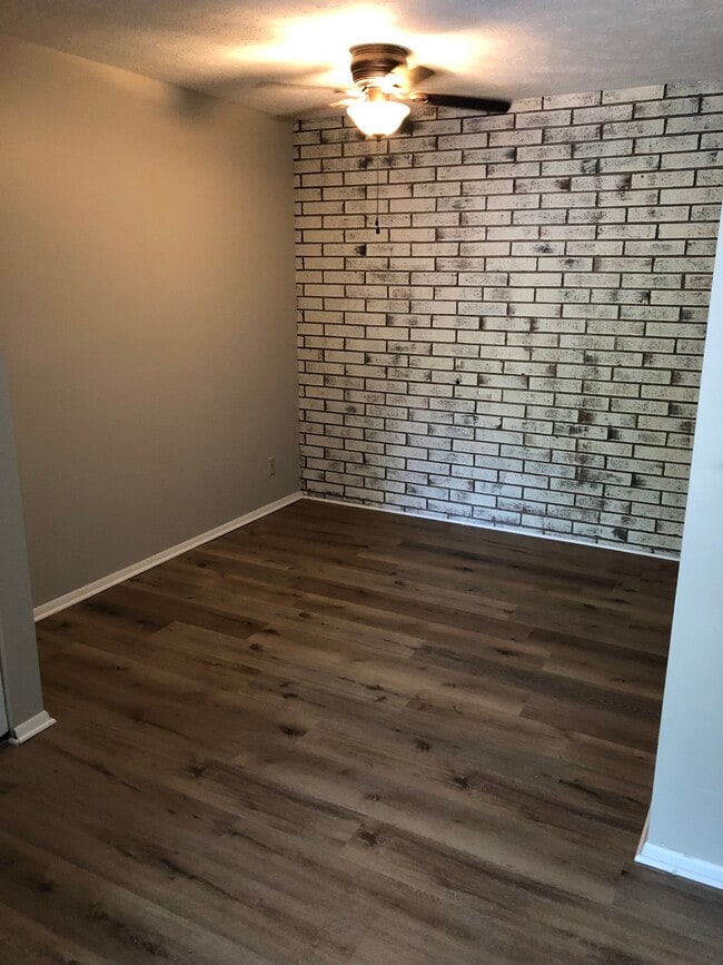 Photo - 725 W Main St Condo Unit E
