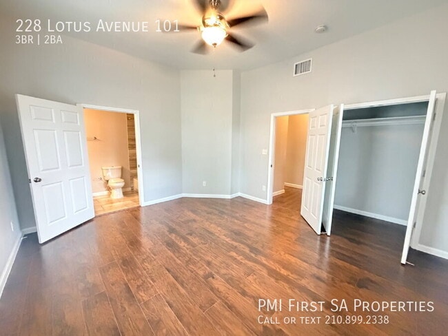 Photo - 228 Lotus Ave