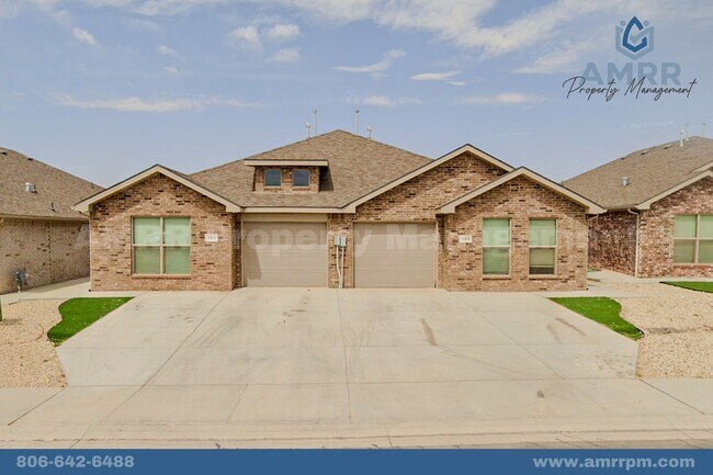 Building Photo - 2139 North Texas-A Unit A