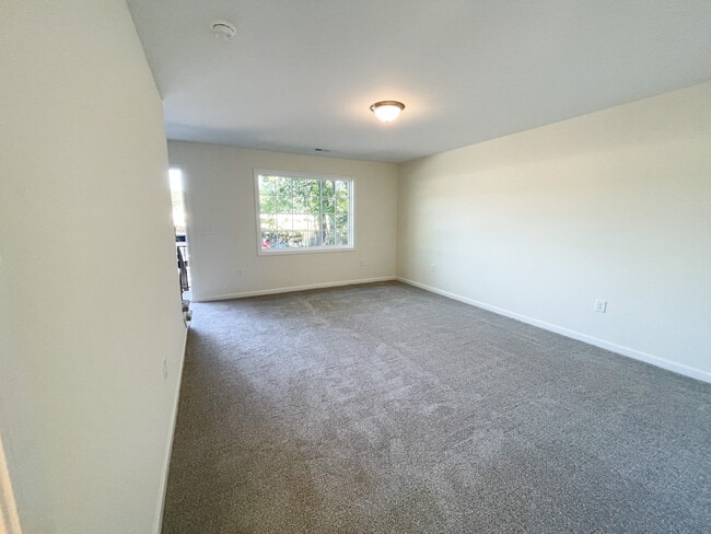 Photo - 1912 Devonwood Dr