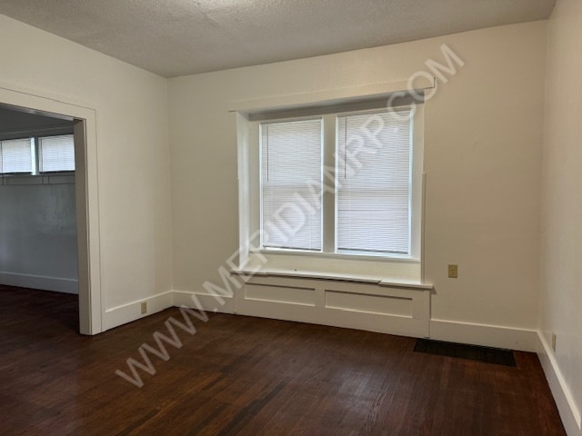 Photo - 2942 Central Dr