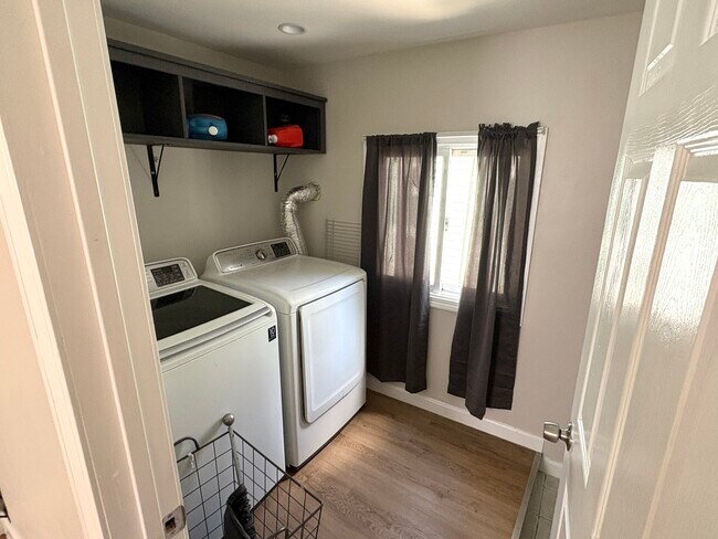 Photo - 110 Sciarappa St Unit 2