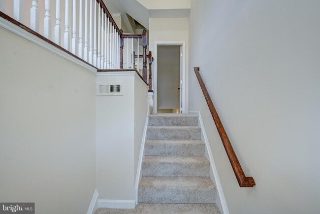 Photo - 7827 Crystal Brook Way