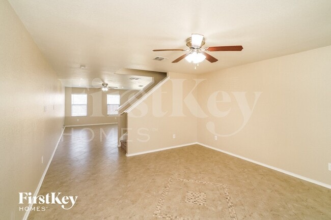 Photo - 3947 Key W Way