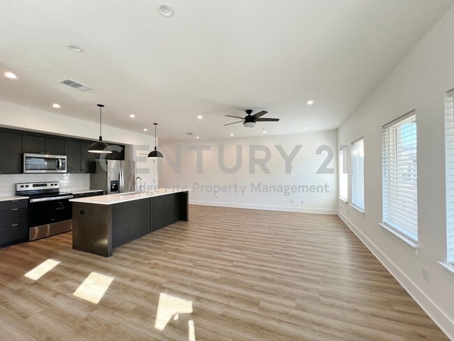 Photo - MOVE-IN SPECIAL: $500.00 off your 2nd full month's rent if lease signed by 3/1/26! Unit 402