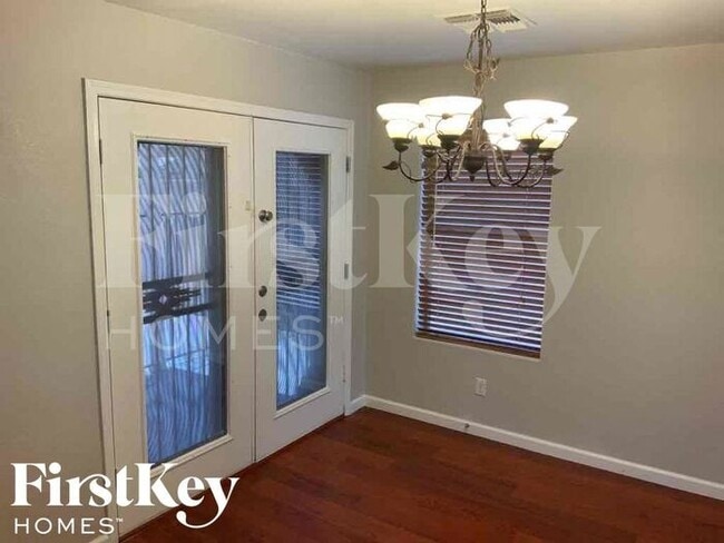 Photo - 12807 W Voltaire Ave