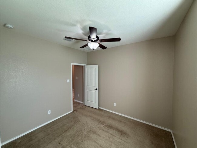 Photo - 334 Reunion Ln