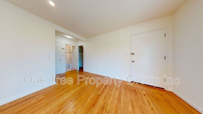 Photo - 2057 Central Ave