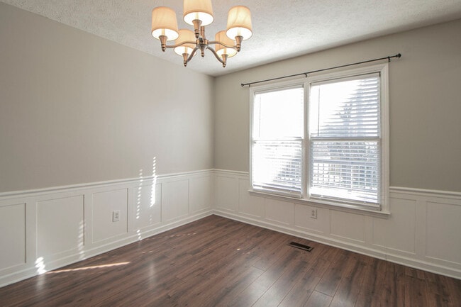 Photo - 1719 Claire Ct
