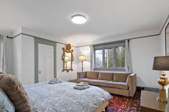 Photo - 2029 Collingwood St Unit ID1051859P